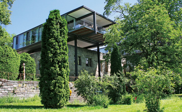 Leben &uuml;ber historischen Mauern