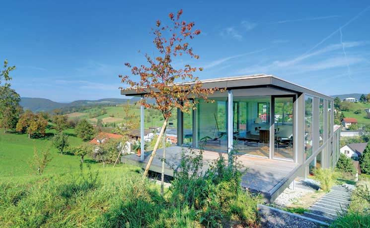 In der Landschaft schweben